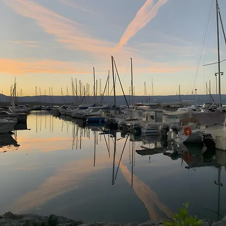 Les Bord Du Leman * Sciez